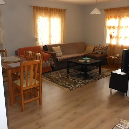 Primoula Grammou 1450 Hébergement de vacances *